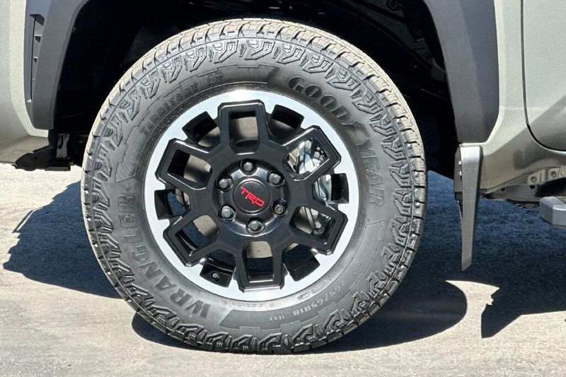 New 2026 Toyota Tacoma TRD Off-RoadImage 30