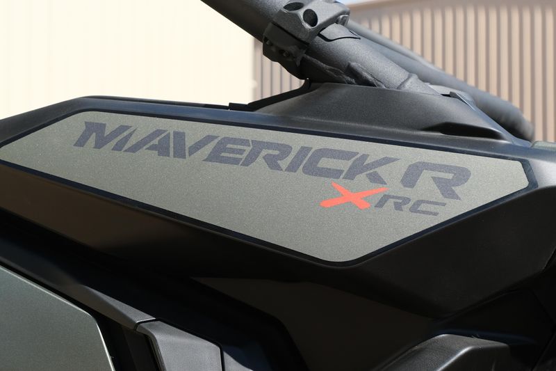 NEW 2026 CAN-AM MAVERICK R MAX X RC WITH SMARTSHOX 999T DCT Image 14
