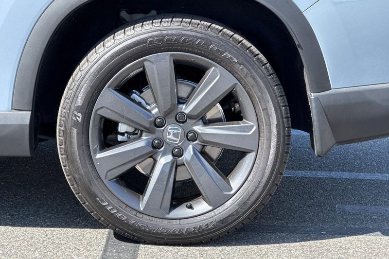 Used 2023 Honda Pilot SportImage 34