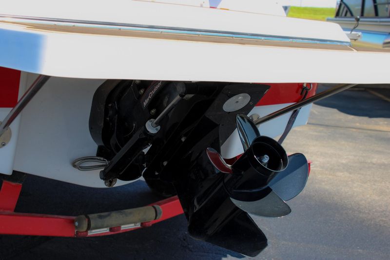 2019 GLASTRON 205 GTD Image 26