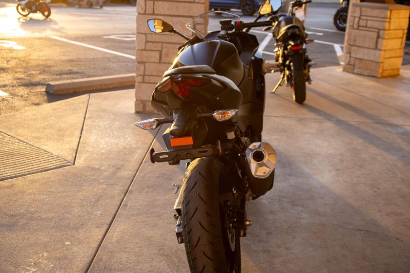 NEW 2026 KAWASAKI NINJA 500 ABS Image 2