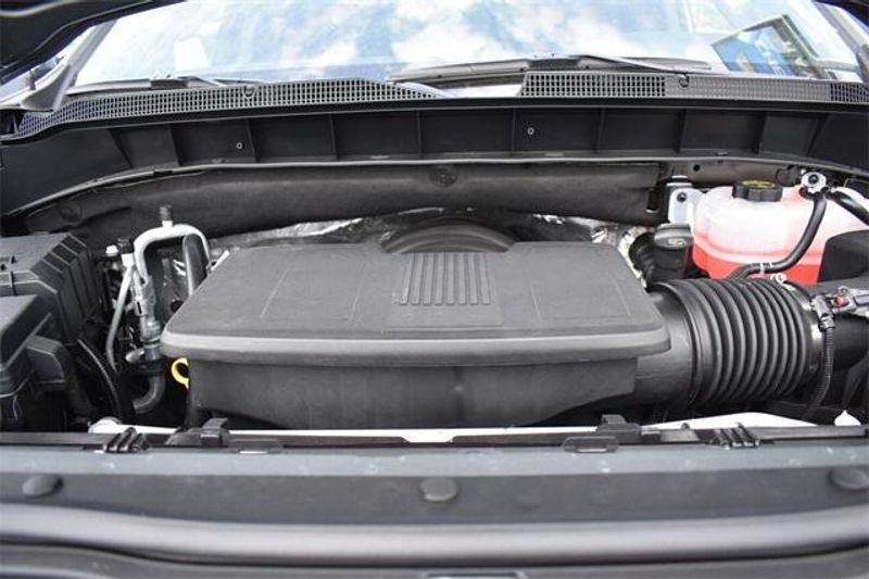 New 2025 Chevrolet Silverado 1500 LTImage 32
