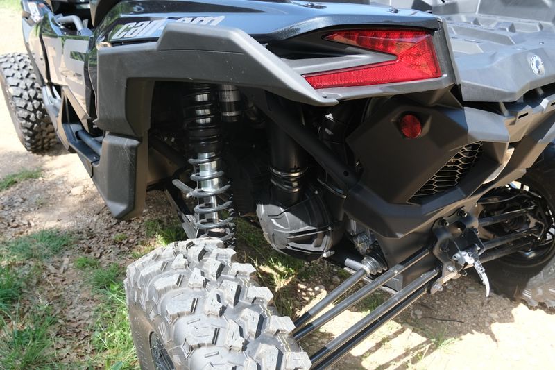 2025 Can-Am MAVERICK X3 MAX X RS TURBO RR TRIPLE BLACK Image 16