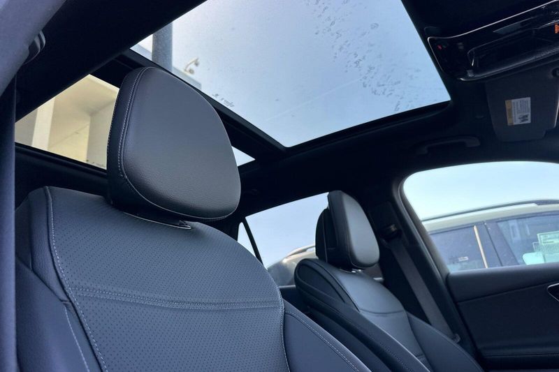 New 2026 Mercedes-Benz GLC-Class GLCGLC 300Image 14