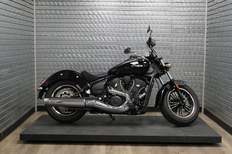 NEW 2025 INDIAN MOTORCYCLE SCOUT CLASSIC SIXTY Image 2