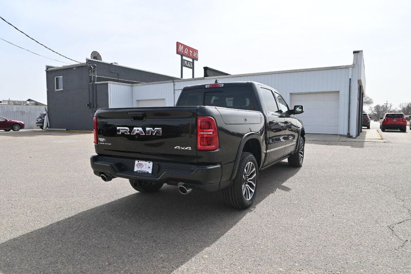 2025 RAM 1500 LimitedImage 8