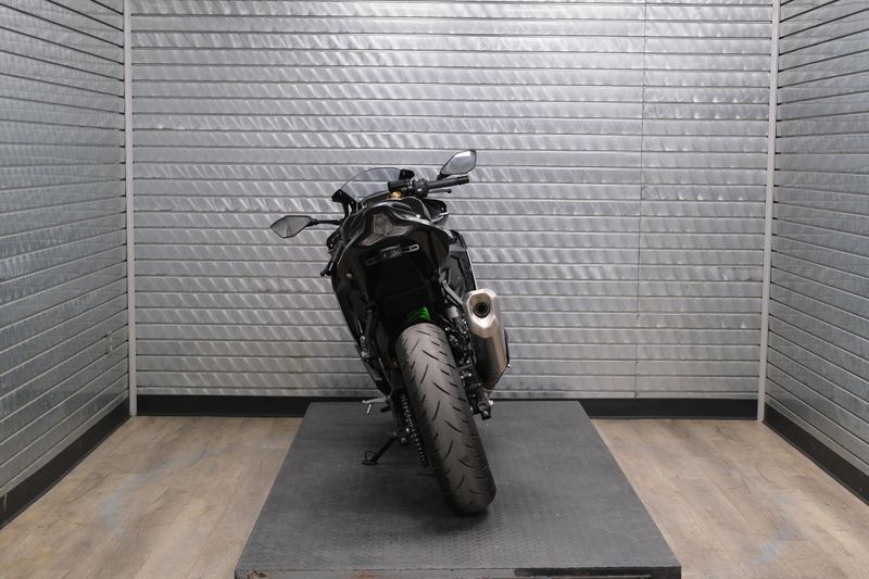 USED 2026 KAWASAKI NINJA ZX-4RR Image 4