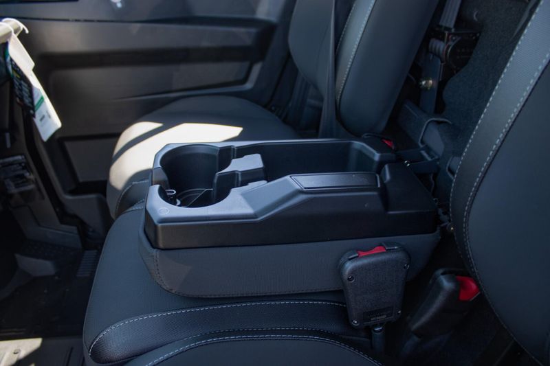 NEW 2026 CAN-AM DEFENDER MAX LIMITED CAB HD11 Image 45