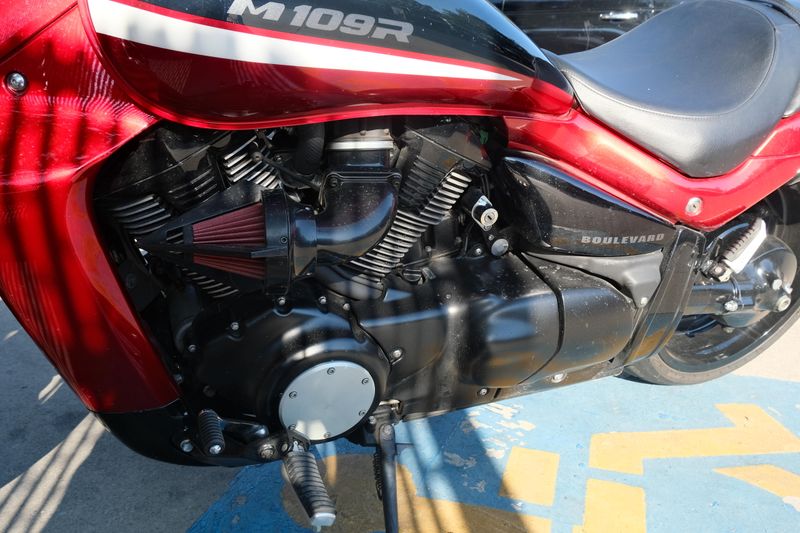 USED 2019 SUZUKI BOULEVARD M109R Image 15
