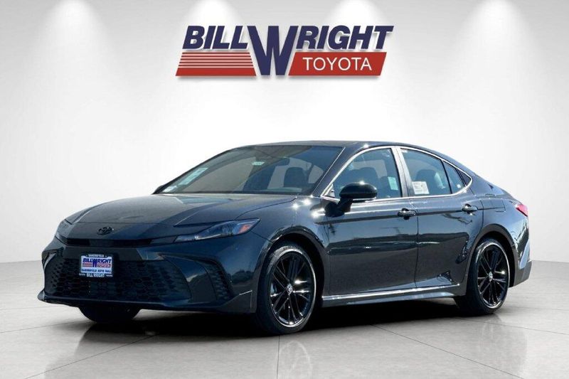 New 2026 Toyota Camry SEImage 7