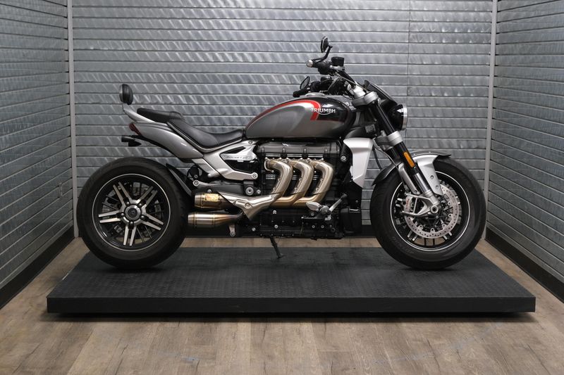 USED 2022 TRIUMPH ROCKET 3 GT Image 2