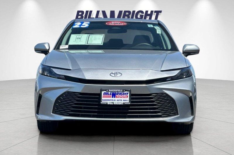 Used 2025 Toyota Camry LEImage 8