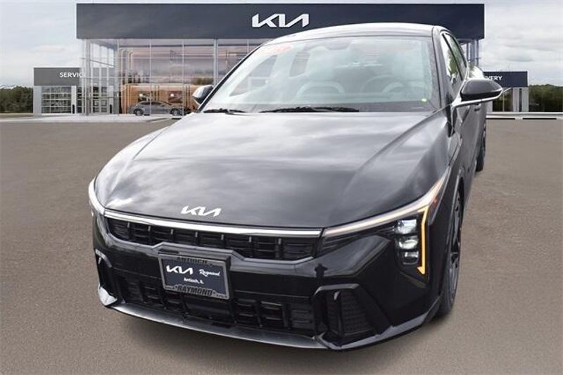 2025 Kia K4 GT-LineImage 7