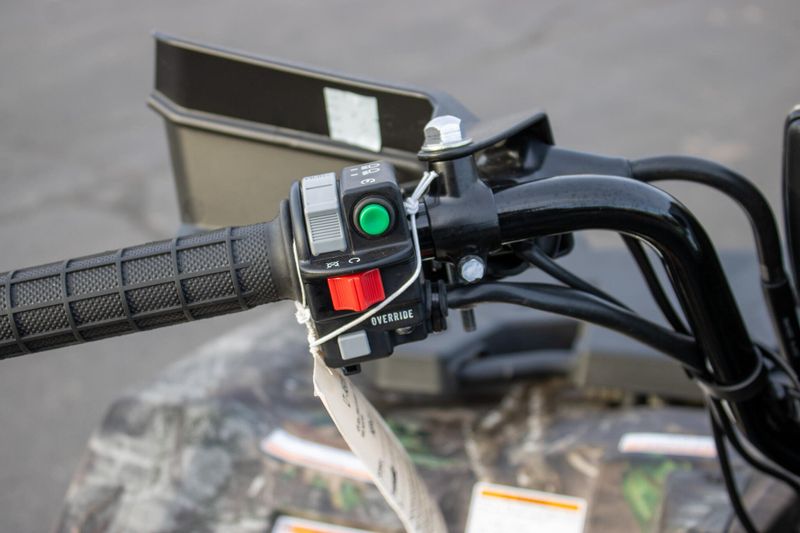 NEW 2025 SUZUKI KINGQUAD 500AXI POWER STEERING SE Image 13