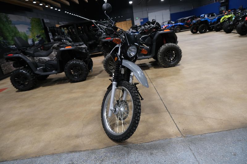 2025 YAMAHA XT250 RADICAL GRAY in a RADICAL GRAY exterior color. Family PowerSports (877) 886-1997 familypowersports.com 