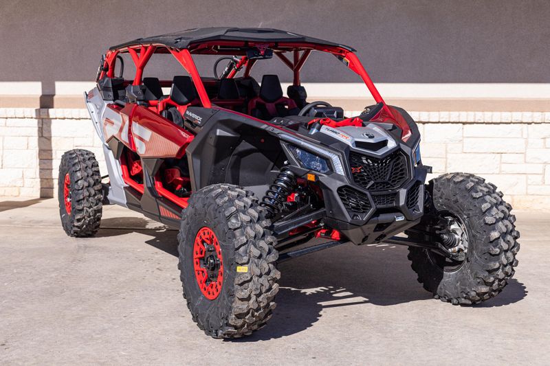 2025 Can-Am MAVERICK X3 MAX X RS TURBO RR WITH SMARTSHOX FIERY RED AND HYPER SILVERImage 1