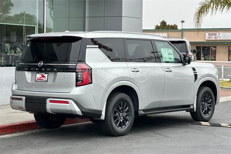 New 2025 Nissan Armada SVImage 3