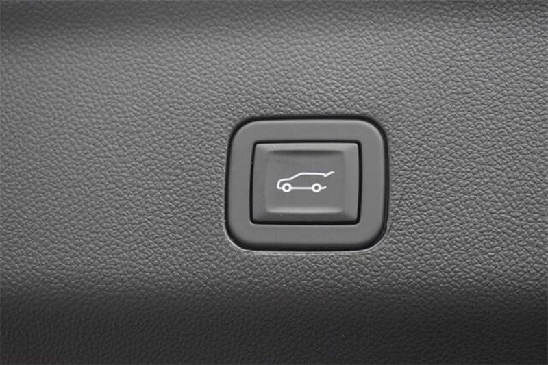 New 2026 Chevrolet Tahoe PremierImage 22