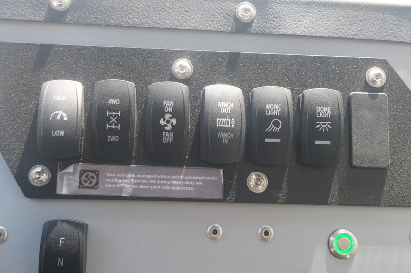 2025 LANDMASTER AMP CREW CAB RANCH EDITION GREY Image 14