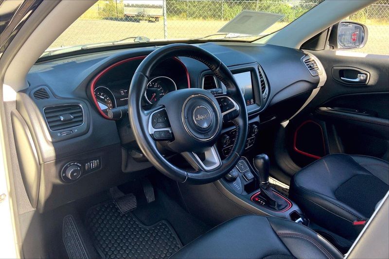 2020 Jeep Compass Trailhawk photo 11