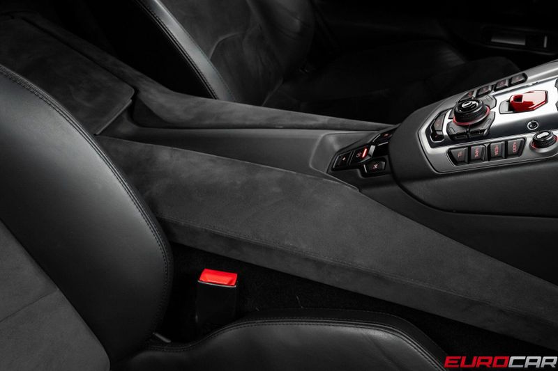 2015 Lamborghini Aventador *FRONT AXLE LIFT * IMMACULATE CONDITION*Image 32