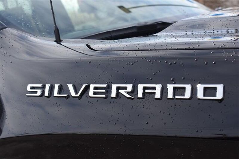 2025 Chevrolet Silverado 1500 LTZImage 12