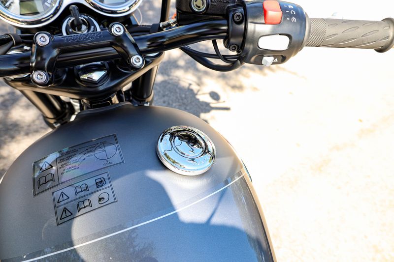 USED 2025 TRIUMPH BONNEVILLE T120 Image 16
