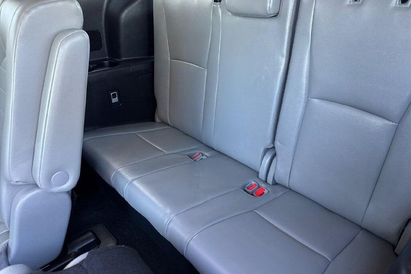 Used 2023 Toyota Highlander XLEImage 14