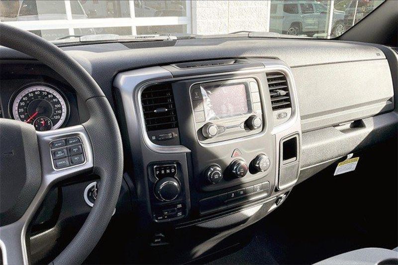 2022 RAM 1500 Classic Warlock Quad Cab 4x4 6