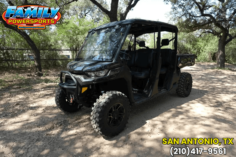 2025 Can-Am DEFENDER MAX LONE STAR HD10 STEALTH BLACKImage 1