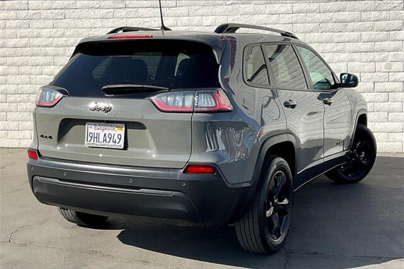 Used 2023 Jeep Cherokee AltitudeImage 13