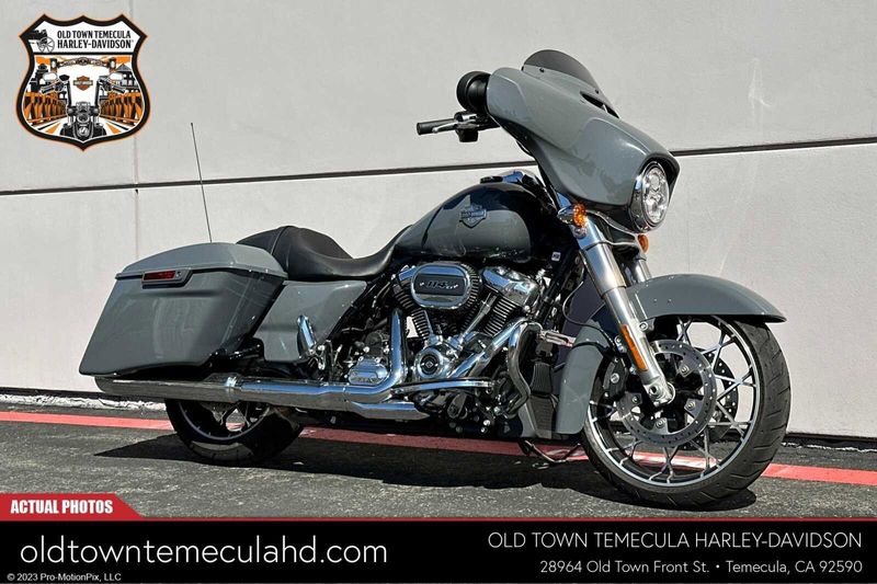 2022 Harley-Davidson Street Glide in a GUNSHIP GRAY exterior color. BMW Motorcycles of Temecula – Southern California (951) 506-6903 bmwmotorcyclesoftemecula.com 