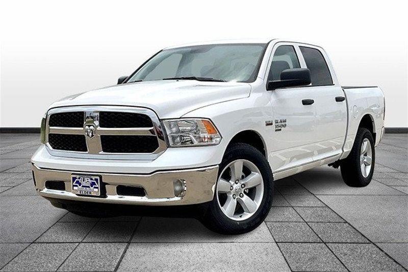 2024 RAM 1500 Classic Tradesman Crew Cab 4x4 5