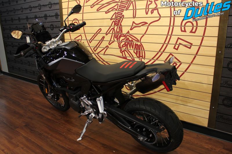 New 2025 BMW F900GS Image 6