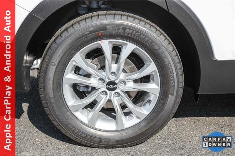 Used 2022 Kia Telluride LXImage 21