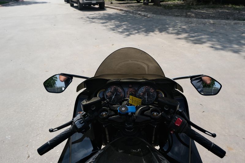 Used 2024 Suzuki HAYABUSA METALLIC MATTE BLACK NO 2 AND GLASS SPARKLE BLACK Image 22