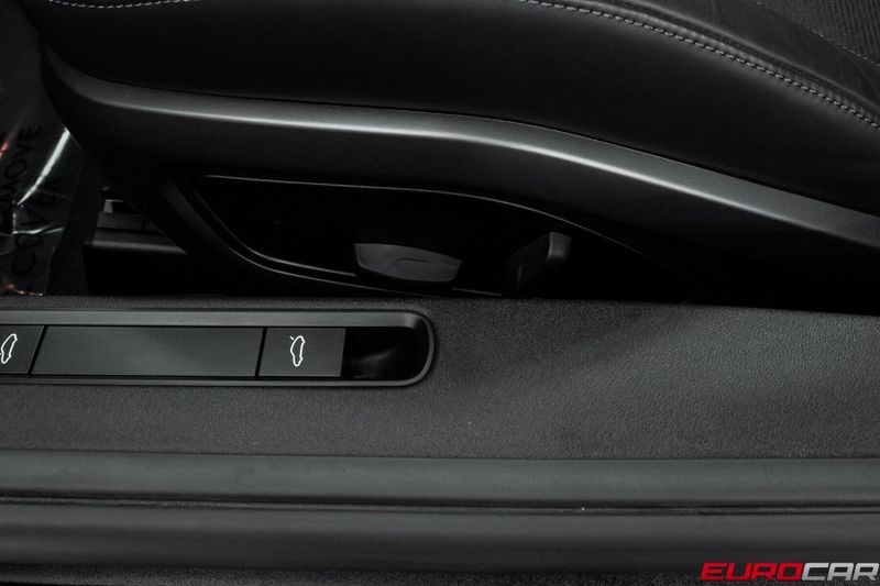 2025 Porsche 911 GT3 Touring *6-SPEED MANUAL * SPORT SEATS PLUS*Image 47