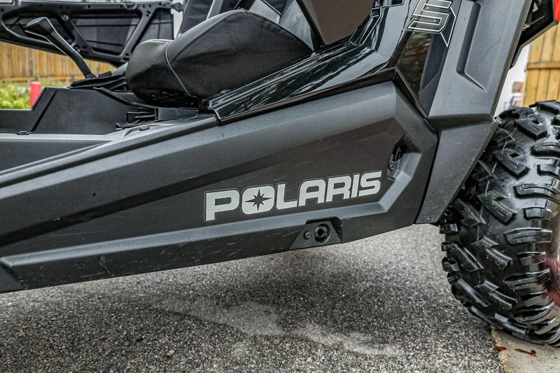 2016 Polaris RZR  S 1000 EPS BLACK PEARLImage 16