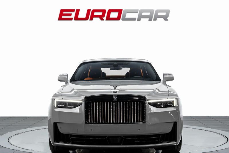 Used 2025 Rolls-Royce Ghost *BESPOKE INTERIOR * DUALITY TWILL SEATS*Image 10