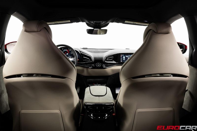 Used 2024 Ferrari Purosangue *SPECIAL FACTORY PAINT * PASSENGER DISPLAY*Image 32