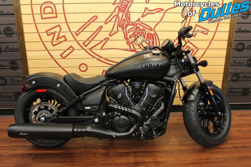 2025 Indian Motorcycle Scout Sixty Bobber Limited Image 1
