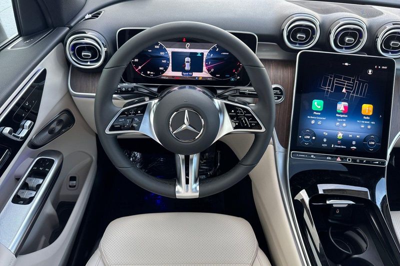 New 2026 Mercedes-Benz GLC-Class GLCGLC 300Image 12