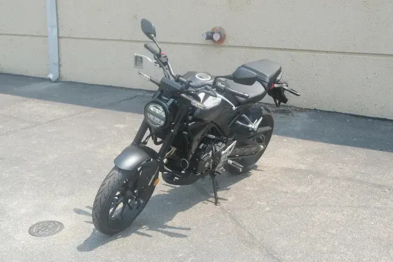 NEW 2026 HONDA CBR650R ECLUTCH Image 9