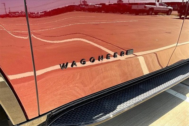 2024 Wagoneer Carbide 4x4Image 19