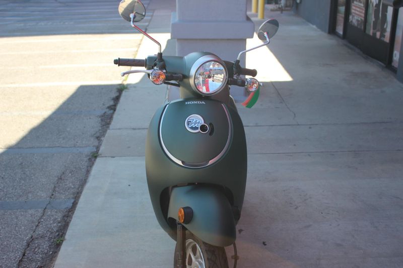 2024 Honda Metropolitan Image 9