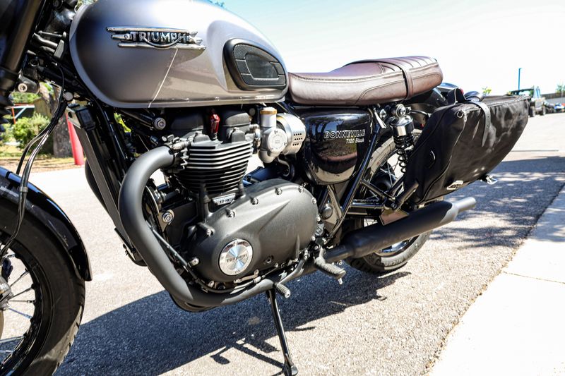 USED 2025 TRIUMPH BONNEVILLE T120 Image 8