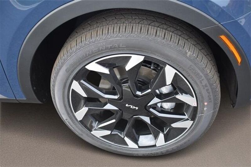 New 2026 Kia Sorento EXImage 11