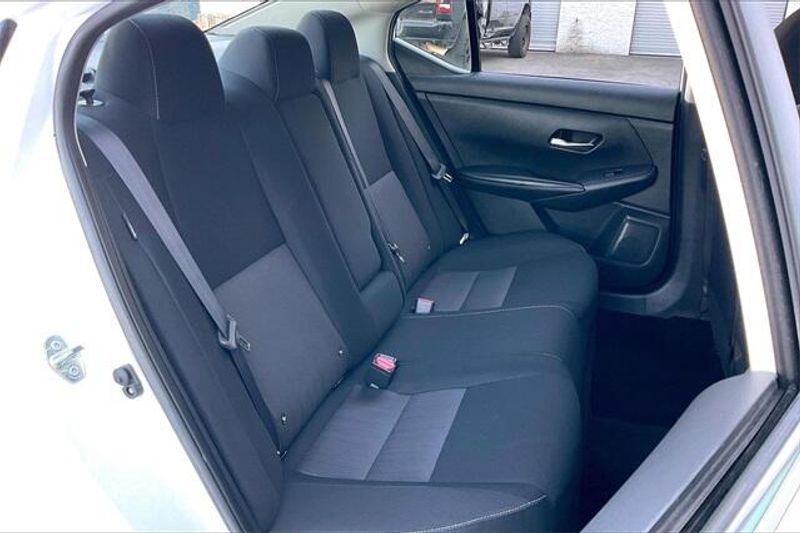 2022 Nissan Sentra SVImage 26