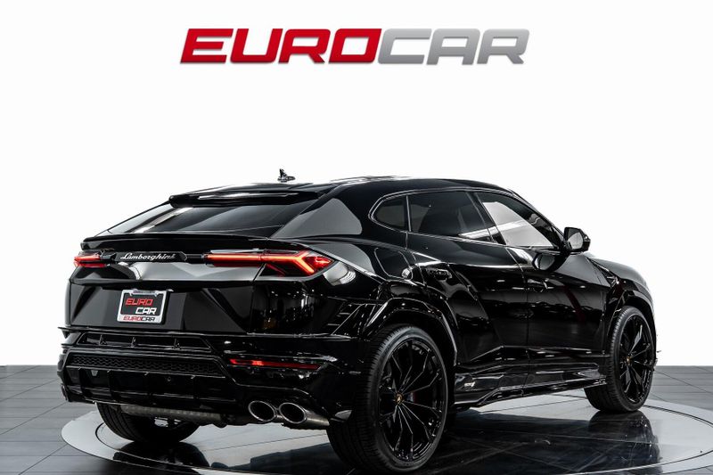 Used 2024 Lamborghini Urus S *PANORAMIC SUNROOF * IMMACULATE CONDITION*Image 5