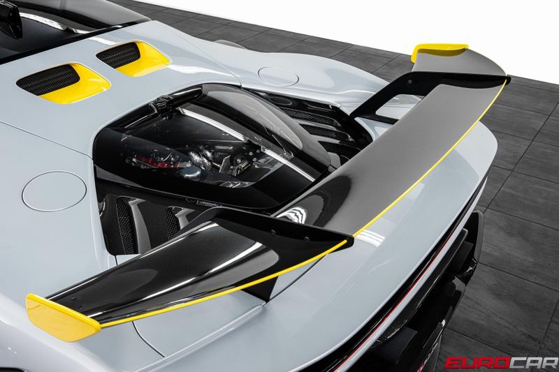 Used 2025 Ferrari SF90 XX *INSANE SPEC * HUGE CARBON OPTIONS*Image 28